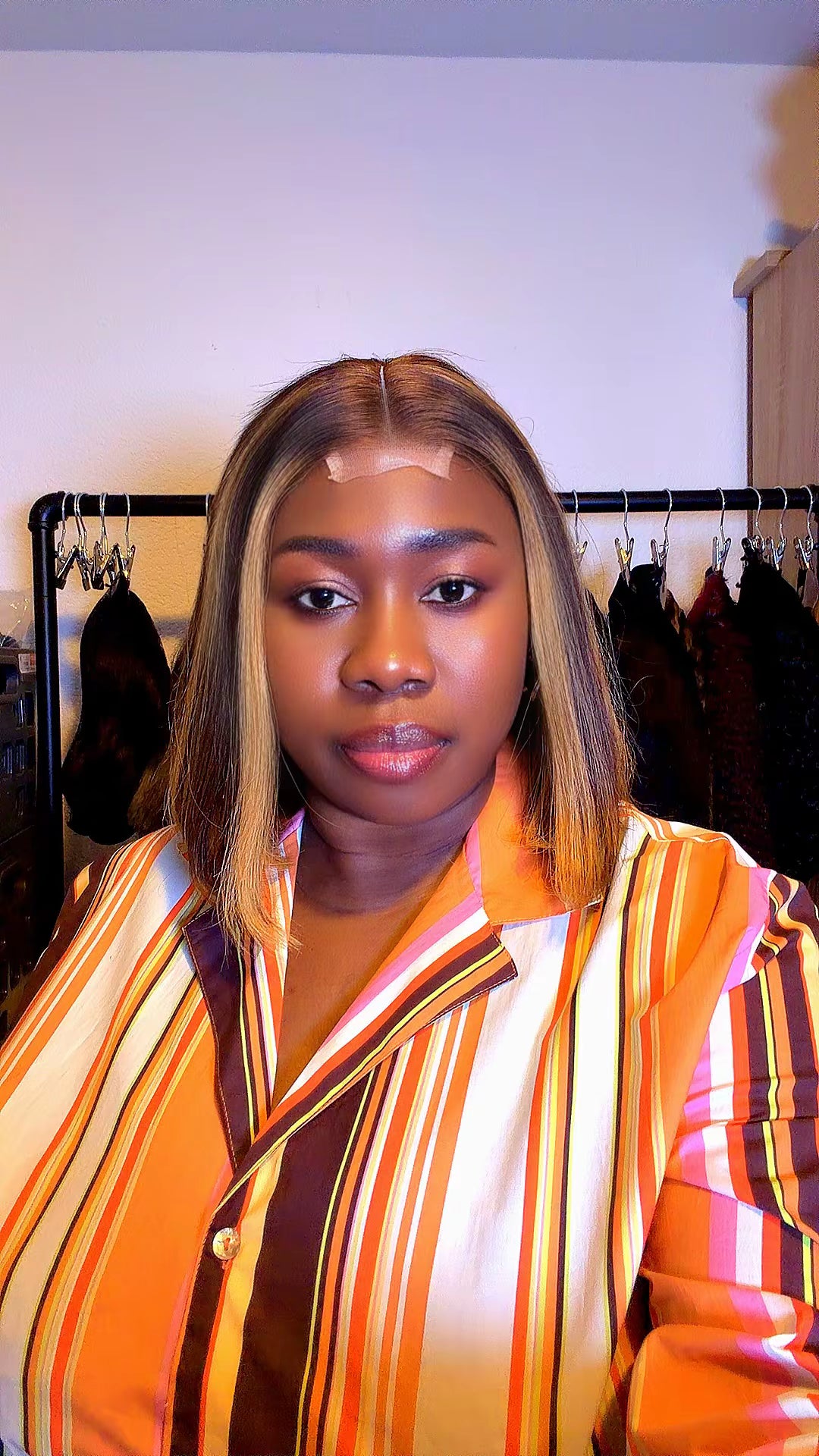 Straight Bob Wig – 2x6 Closure | 200g Density | Adjustable Band